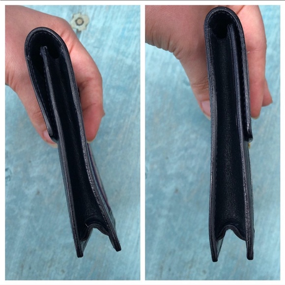 Vintage Gucci mini clutch. - Picture 2 of 6